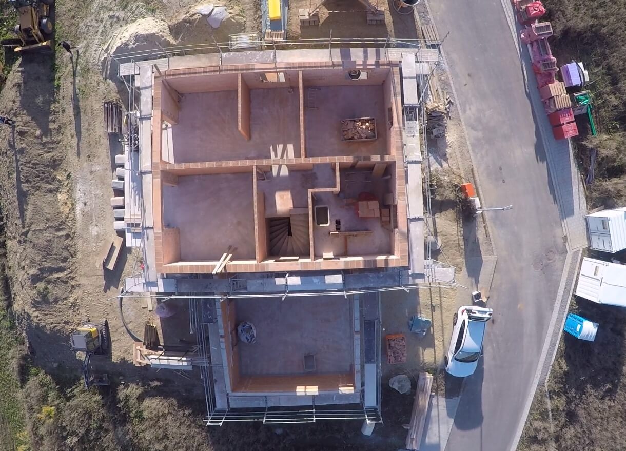 Drohnenaufnahme von Baustelle